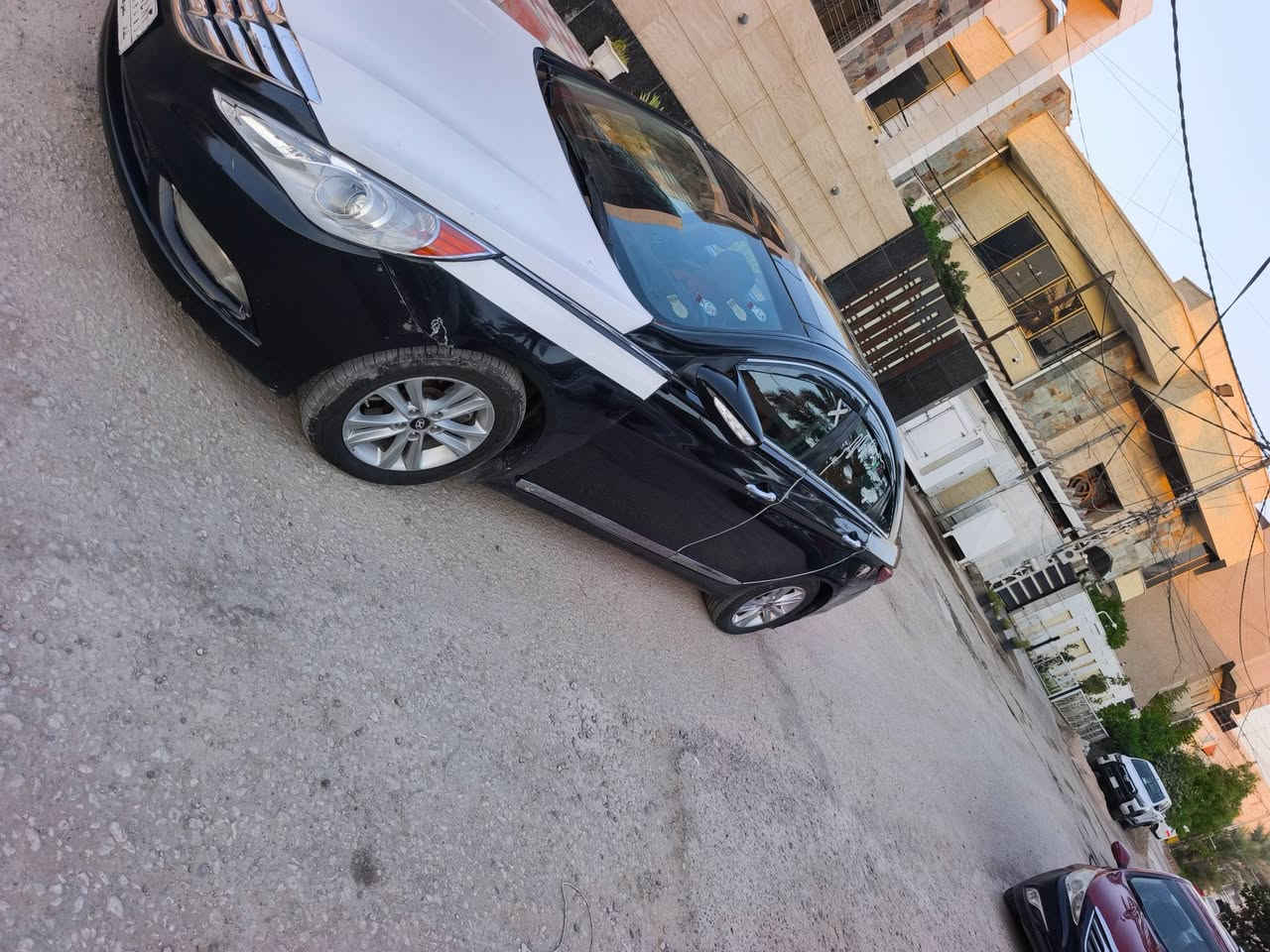 سوناتة 2013 سيارة جديدة حادث امريكا جاملغ خلفي بدون داخل  وبالعراق بيه رش صبغ اثر جراد ابيع حزام بدون اي داخل سيارة فول مواصفات 1/1 مكينة وكير وحدادية وتبريد كل مكفول السعر 73 رقمي *********** مكان السيارة حلة الجمعية
ملاحظه مكلف بالنشر
