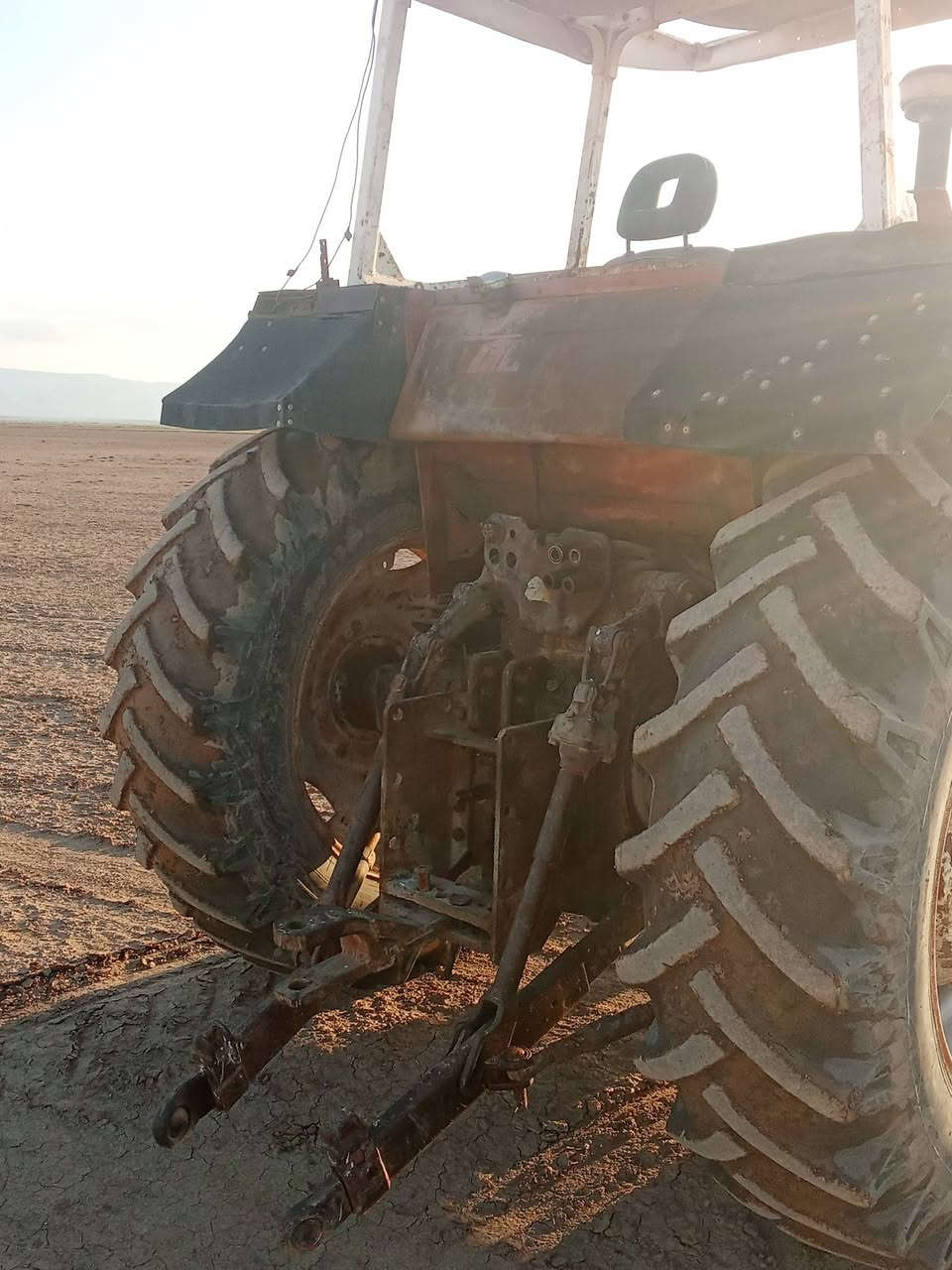 للبيع 1180 جهزعل شقل التركتركلوشرط بس الكيريفلت عل 2 رقم بغداد بدون تحويل جهزعل شقل السعر20 مليون ***********
