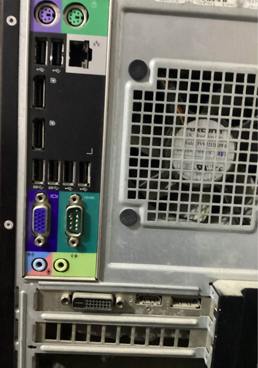 كيس استعمال قليل 

مكاني الشعب رقم الهاتف(***********)
ما ابيع بس كارت الشاشة الفارس, صلاح الدين
