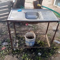 سنكي للبيع وي القاعدة كامل لسعر 15 عنوان حي الفرات الرقم 07816473939