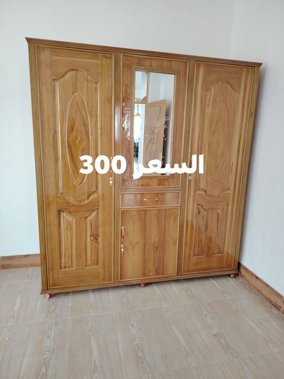 بابل قرب العلويه شريفه ع الموبايل *********** ملاحضه الاخشاب شغل تسكام نضيف

