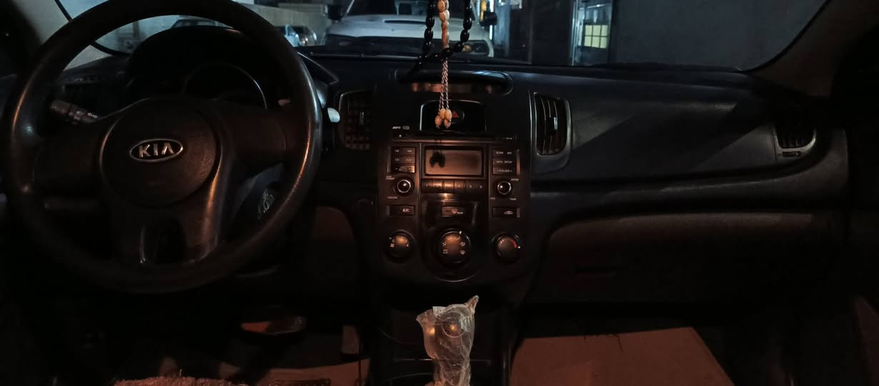 كيا سيراتو موديل 2012 محرك 1600 كير 6 نمره كير و محرك شرط برغي مامفتوح ماشيه 82ألف حقيقي شرط وين ماتريد أفحص.. سياره مال البيت بمعنه الكلمه رقم سليمانيه سنويه لحد 2027 بطاقة بانزين بيها شرط التحويل و الوكالة و الغرامه.. ورقة فحص موجود بلمنشور.. سعرها 115 بيها مجال
مكان السياره كركوك / *********** كركوك, العراق
