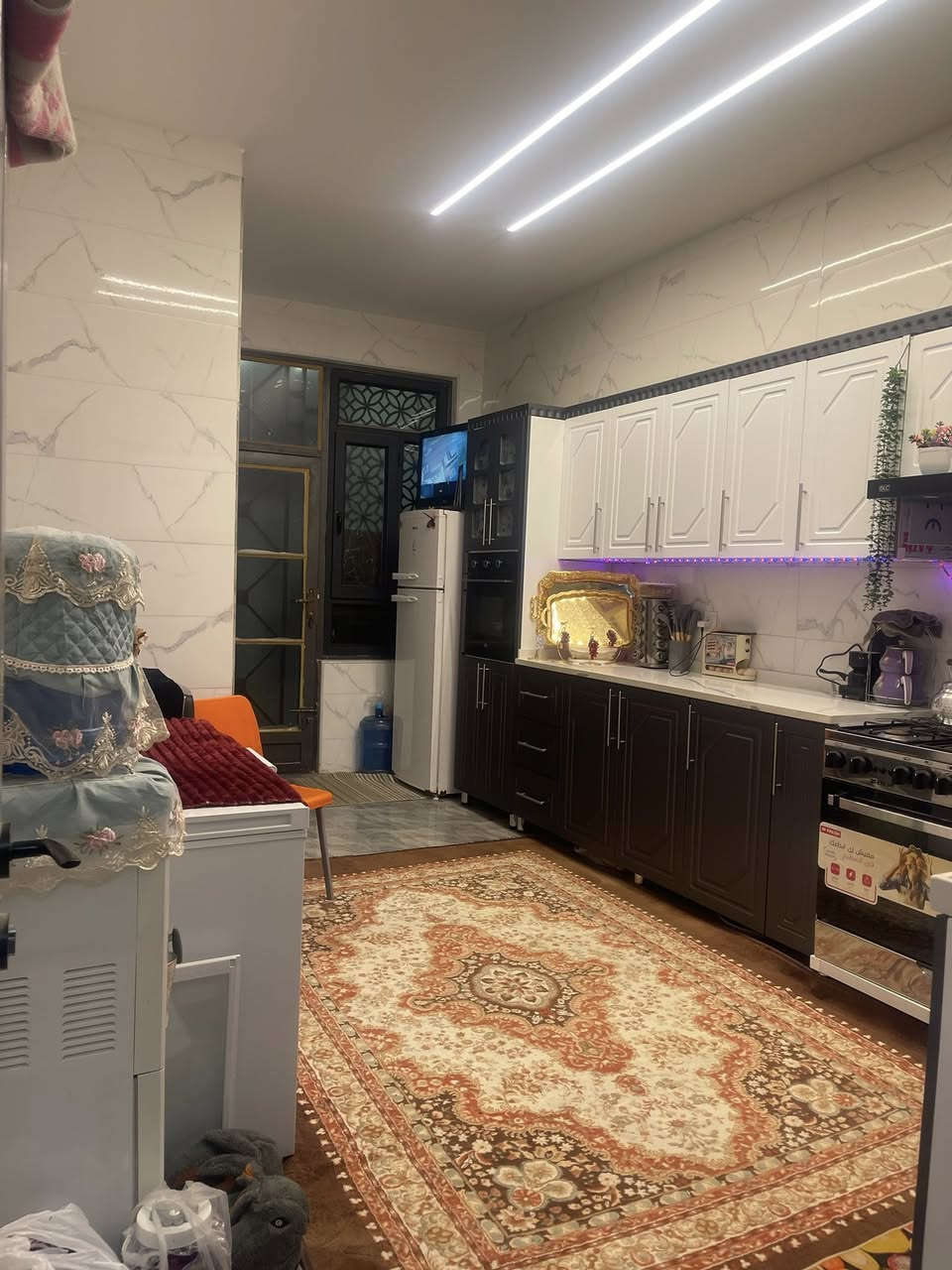 مشتمل للبيع  بناء2024 مساحة 120 متر
الموقع العرموشية الثانية خلف مول سامراء 
عدد الغرف 3 
شارع 15 
للأستفسار اكثر ***********
مكتب العباسي للعقار
