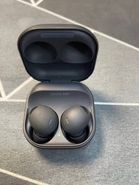 متاح للبيع سماعة  سامسونك بودز 2 برو AKG وكاله سامسونك اصليه  استعمال ...