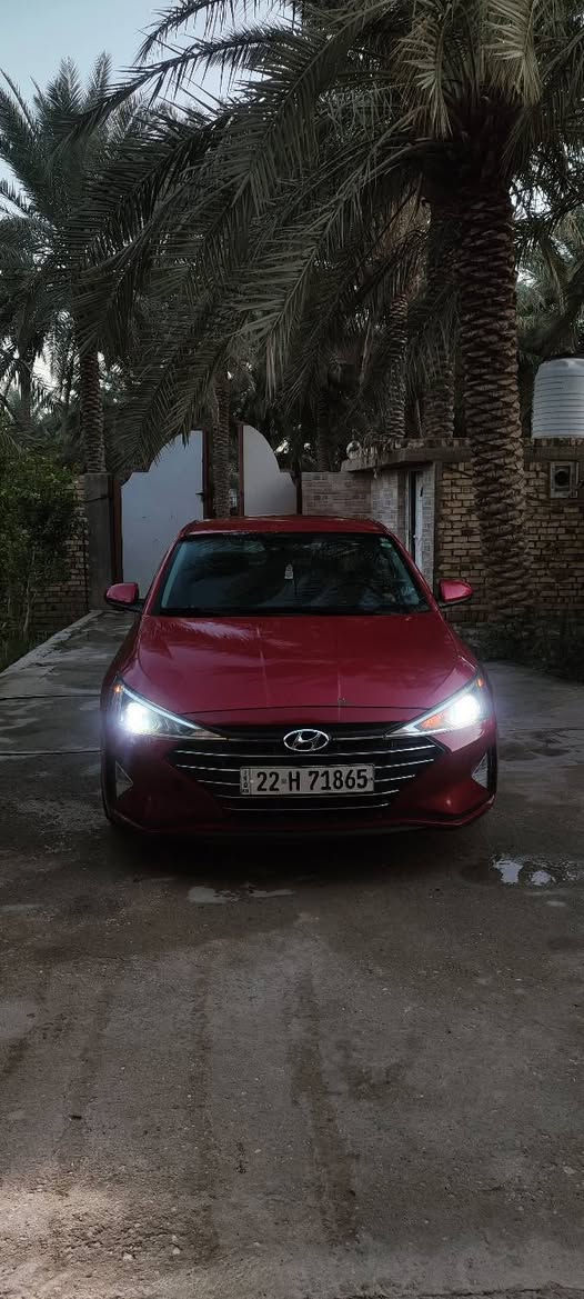 للبيع: هيونداي إلنترا
📆 الموديل: 2020 
🚘 النوع: النترا امريكي 
🧰 المواصفات:
محرك 1.6 لتر 4 سلندر
قوة ~130 حصان
قير أوتوماتيك 6 سرعات
دفع أمامي
💡 التجهيزات:
جنوط رياضية
شاشة وسطية (بلوتوث/يو إس بي)
تكييف قوي
مصابيح أمامية
وسائد / ABS
📍 الحالة: ممتازة / نظيفة (حسب حالتك)
⚡ استهلاك وقود ممتاز
📌 اللون: أحمر
📍 المدينة: (بابل - الحله)
📞 للتواصل: (0773 540 2470)
السعر 130 وبيها مجال بسيط
