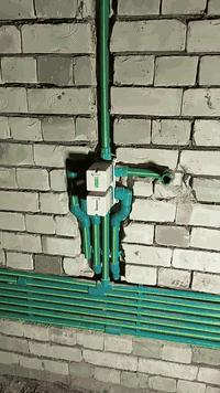 عمل في غاية الأتقان والدقة وهذا جزء من عملنا وأن شاء الله ينال اعجابكم. 
مستعدين للعمل بأحدث المواصفات وحسب طلب الزبون 
تأسيس أكثر من منزل ( ماء وكهرباء بمواصفات حديثه ) 
العنوان الناصريه 
رقم الهاتف للتواصل ***********
