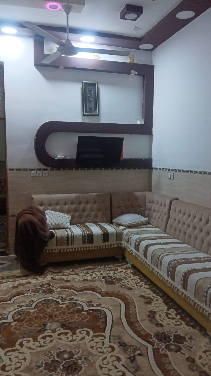 السلام عليكم بيت 125 متر طابو زراعي حي الغدير قرب مدرسه انوار القاسم الاهليه  الاتصال او واتساب ***********
