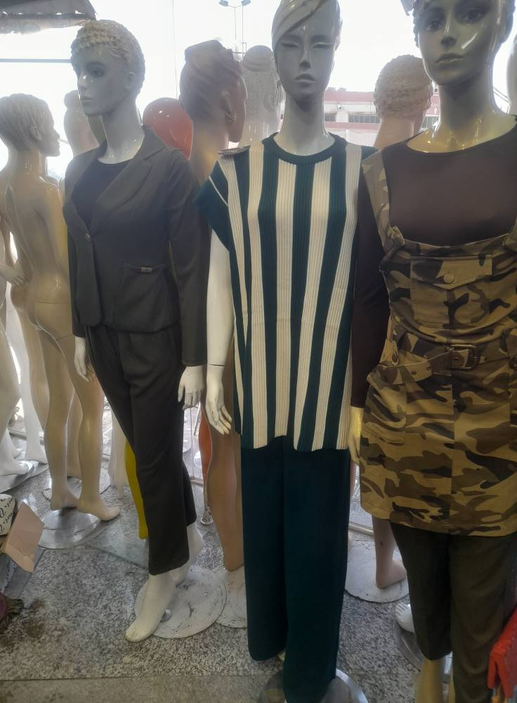 سوت تريكو تركي موديلات  يوجد جمله ومفرد ..شارع النهر عمارة الدفتر دار قريب الشط بادارة حجي عاصم الهاتف *********** ..أزياء سرمد
