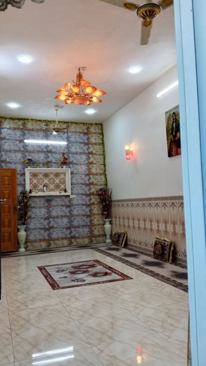 سلام عليكم بيت للبيع
في قضاء المحموديه حي المرتضى قرب السجه المساحه ..140.. يتوفر ماء وكهرباء ومشمول بل تبليط و بعد عن لسجه 40 متر او اقل السعر 75 وبي مجال الطيبين 
الرقم ***********
......‏‪***********‬‏
