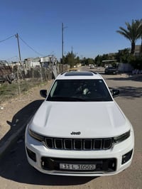 جيب اوفر لاند  موديل ٢٢ وارد أمريكي   ماشية ٢٠ الف ميل   سبعة راكب   ا...