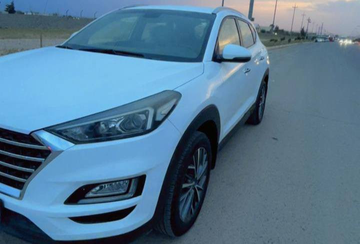 هۆندا تۆکسۆن 2019 کۆری ژمارە هەولێر 
مواسەفات
شاشە ئایپاد
وایەرلیس چارسەر 
لایت لید و بەرز و نزم کردن 
کامێرا و حەساسی پێشەوە و دواوە و تبرید مرکزی و دیاریکردنی خێرای و کوشین سەیاق کارەبایی 
سەیارەکە  بێ سبوغە دەعامیەکانیشی سبوغ نیە و  89 هەزاری حقیقی ڕۆیشتووە ، لەسەر دەقی شەریکەیە و هیچ شتێکی دەسکاری نەکراوە  و  سەیارەکە هێشتا نایلۆنی بیلادی پێوە ماوە و سپێری دانەبەزیووە و هەموو شتێکی بیلادی لەگەڵ ماوە 

سعر لە کۆمێنت داوابکە ڕاستەخۆ بۆت دیت 📩 

تەنها دوو قۆپی بچوکی pdr ە لەگەڵ سێ شوێنی بچوکی قەلەم کاریە .
گێر و مەکینە و هەموو شتێکی بەشەرت

ژمارەی خاوەنی 
***********
