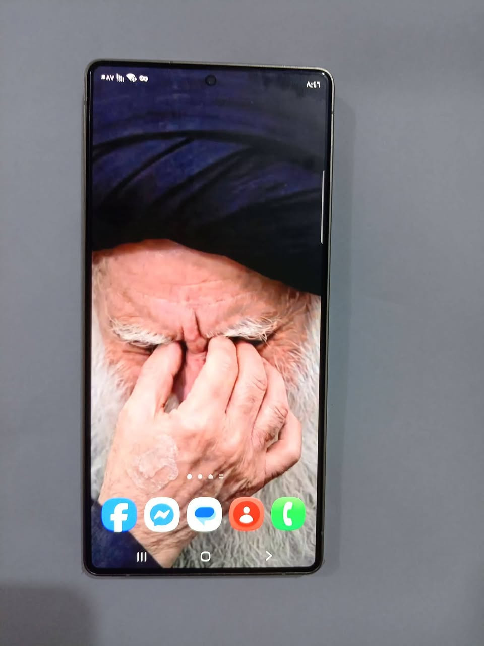 السلام عليكم 
جهاز للبيع ،  S25 
ذاكرة 512
جهاز نظيف غراضة موجودة 
للسعر التواصل خاص 
رقم الهاتف ***********
