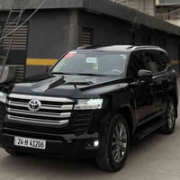 لاندكروز GXR • ٢٠٢٢ • ٤٠ الف