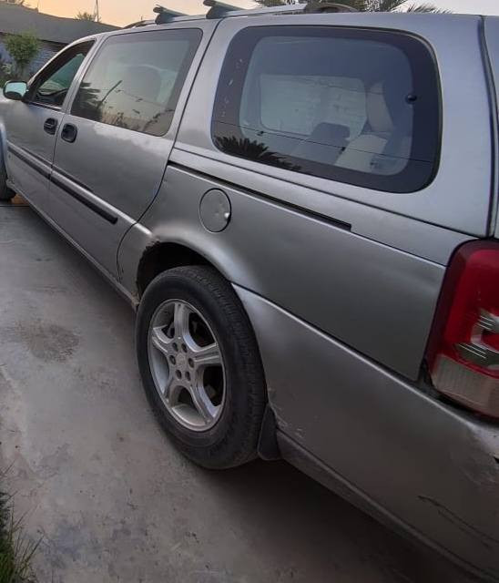 السلام عليكم شوفر ليت بلاندر ٧ راكب
السياره يالواقع احلا من الصور لان مامغسوله ولا مرتبه
 موديل ٢٠٠٨ رقم بابل تحويل مباشر 
السعر ٥٧ ورقه وبيها مجال
 للاستفسار 
 الاتصال على الرقم ***********
