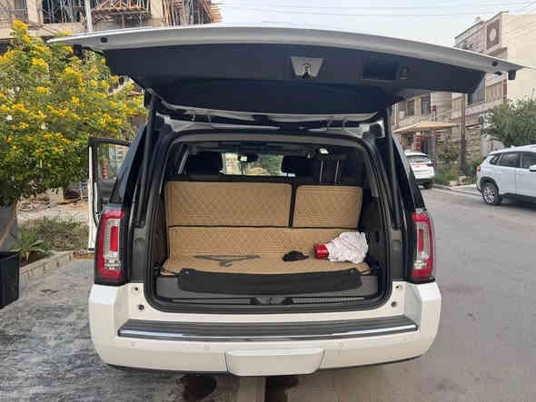 يوكن دينالي ٢٠١٨ 
دخول جديد قبل شهر
رقم بغداد
كامل مواصفات معروفه
جميع الكراسي كهرباء
صندوك جلاق 
شاشتين وقاصه
كشن ملكي
تدفئه وتبريد كشنات 
رادارات وتوقف ذاتي
داتا شو
دوسات كهرباء
ماشيه ٩٥
حادث خفيف صبغ دعاميه اماميه فقط
ايرباك ستيرن وراجع سستم
السعر 37000 
*********** بغداد
