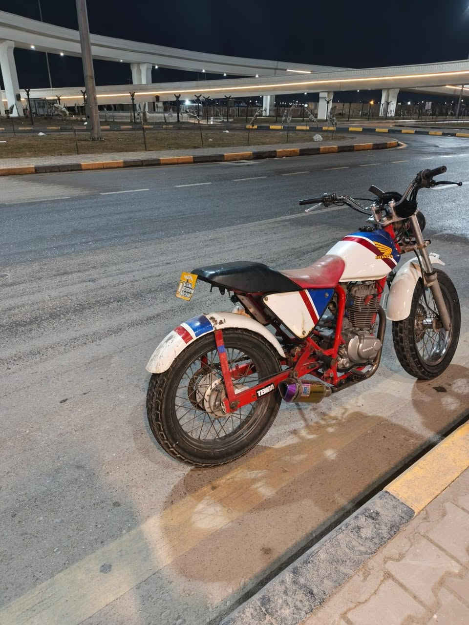 هوندا ftr225لبيع دراجه عله وضع البلادي  مكاني ميسان السعر مليون و 300
***********
