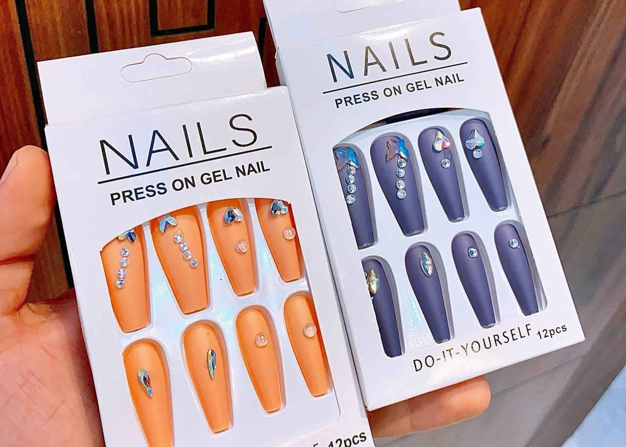 اظافر اكرلك ساده زاركون الباكيت يحتوي على 12 أظفر مع ستيكر لاصق السعر فقط 3500 توصيل مجاني داخل سامراء


**إذا كنت صاحب هذا الإعلان وتريد حذفه لأي سبب، رجاءا أرسل رسالة إلى الدعم الفني**