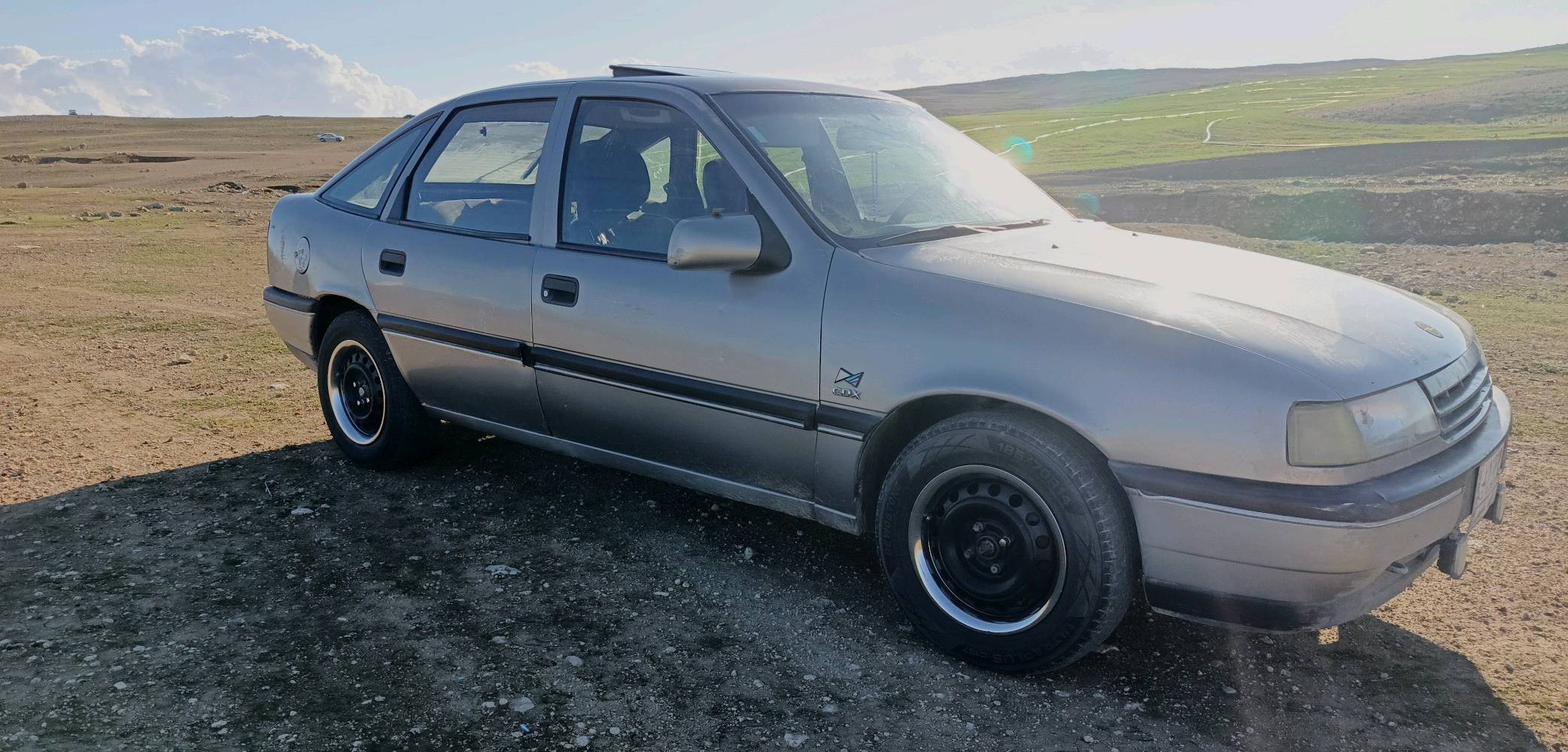 ‏🚗 للبيع مستعجل 🚗 بسعر 31 قفل 
‏❌ بدون مراوس
‏❌ بدون أقساط
‏أوبل فكترا
‏محرك 2000 (حجم 20)
‏كير عادي
‏المحرك والكير بشرط
‏رقم نينوى
‏التحويل بشرط
‏السنوية والكوبون باسمي لغاية 2028
‏💰 السعر: 31 قفل
‏📍 العنوان: تلعفر
‏📞 للاستفسار: ***********