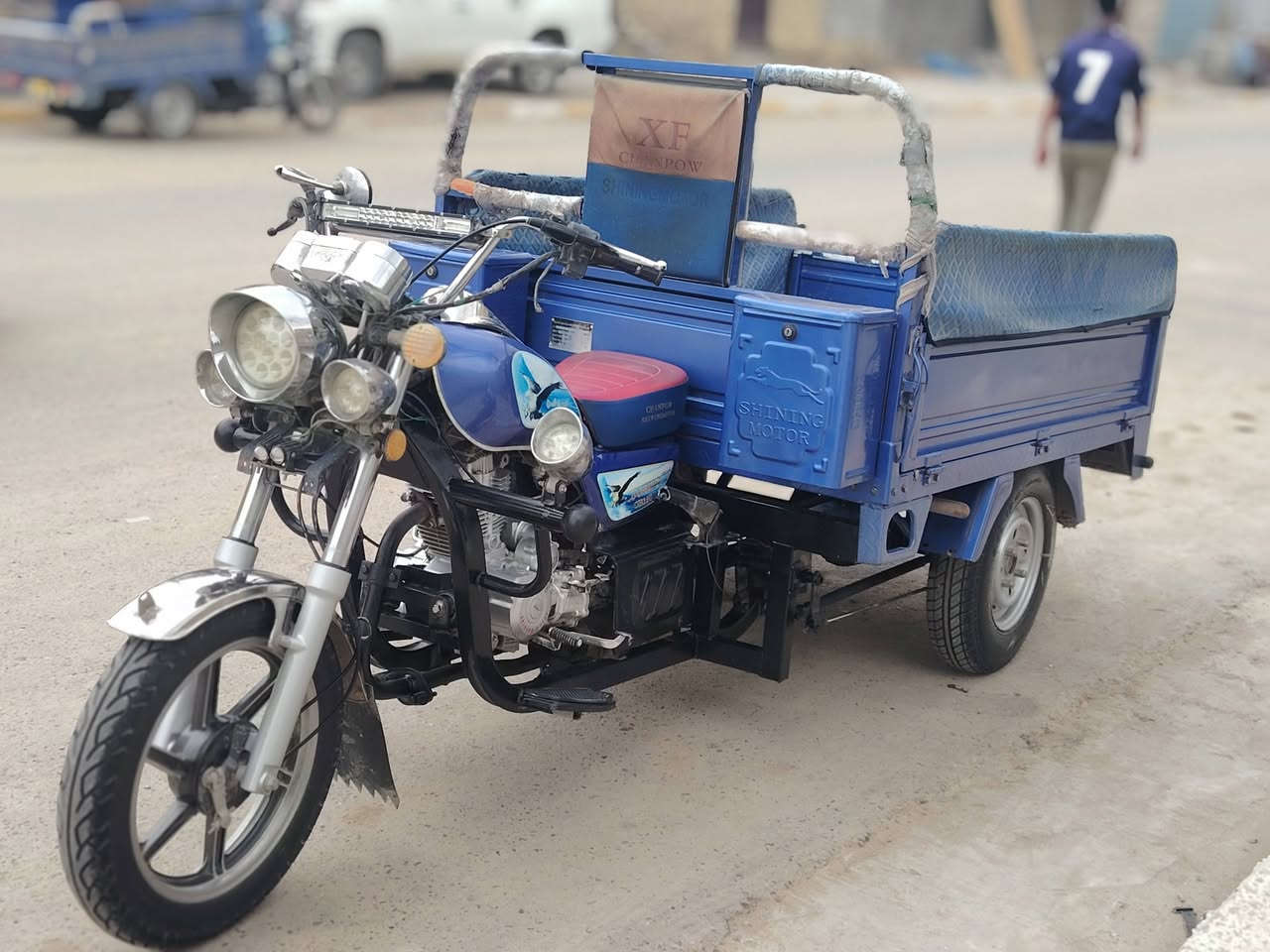 سلام عليكم شباب ستوته 23 للبيع مكفوله كفاله ستوته خير من الله شغل وطلع كبل لشغل المكان ديوانيه شارع 30 وسعر خاص هذا رقمي ***********
