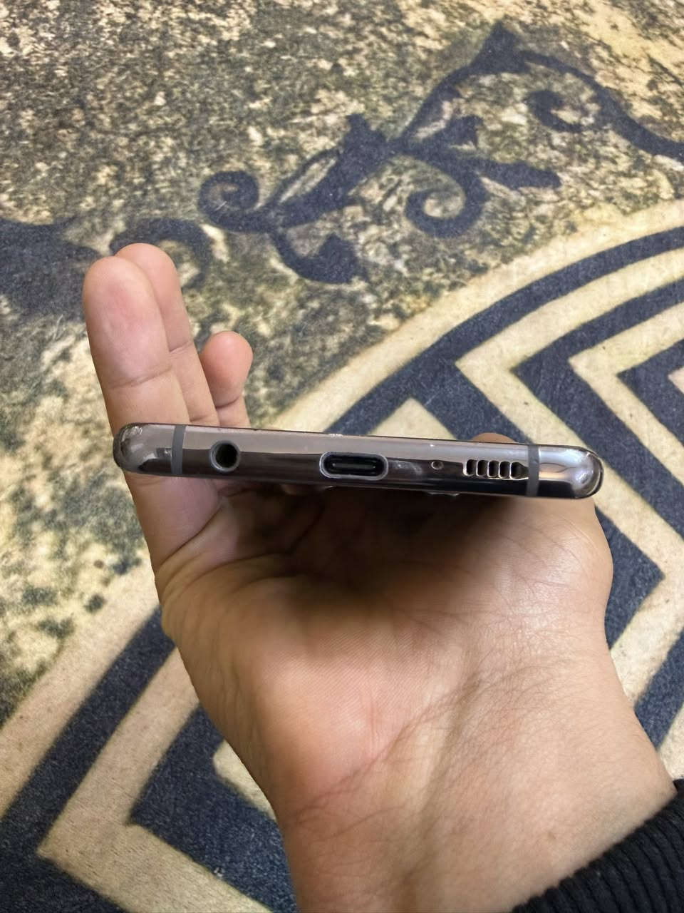 السلام عليكم 
كلكسي إس ١٠ بلاس اصلي 
ذاكره ١٢٨ 
ذاكرة عشوائيّة ٨ كيكا 
نضافه ٩٥٪؜ 
 مكاني بغداد حي اور 

*********** الاستفسار الاتصال أو مراسلة واتساب
