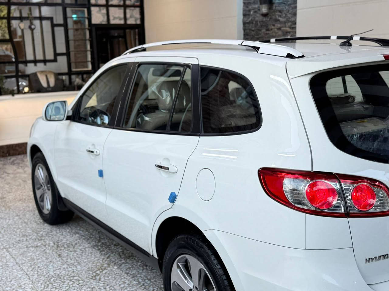 هواندي سنتافيه  
فور ويل دفع رباعي
 تحكم ستيرن جهتين
ع وضع الشركه السياره 
فابلون الشركه بعده  ع قماره ماشيه 
68 الف حقيقي  
 وبسمي شخصياً  هسه رقم الدوالي 11 بغداد سنويه 2030
اتراي زيرو صدر زيرو داخل وخارج نضافه زيرو 
( مكفولها بلاديه لا ضربه ولا صبغ ولا تبديل )  الحمد الله كفاله عامه
موديلها ٢٠١٢ 
مواصفات 
 سته سلندر 
٣.٥٠٠هواي بلاد مامفتوح برغي بلادي مكفول 🔒 
فورويل دفع رباعي 4 \4
سياره من شركه عدي لحد الان ع أيد وحده  جدا مكفوله بدون صبغ ولا اي شي ولاحادث ابد نضيفه جداً
كير تبريد صدر  خير من الله جاهزه 
مكاني بغداد  موديل السياره ٢٠١٢ 
اخوان شراي جناي يتصل ع رقم وتدلل مو شراي ارفع منشور بكلمه يالله ممنون منكم جميعاً
***********

***********
