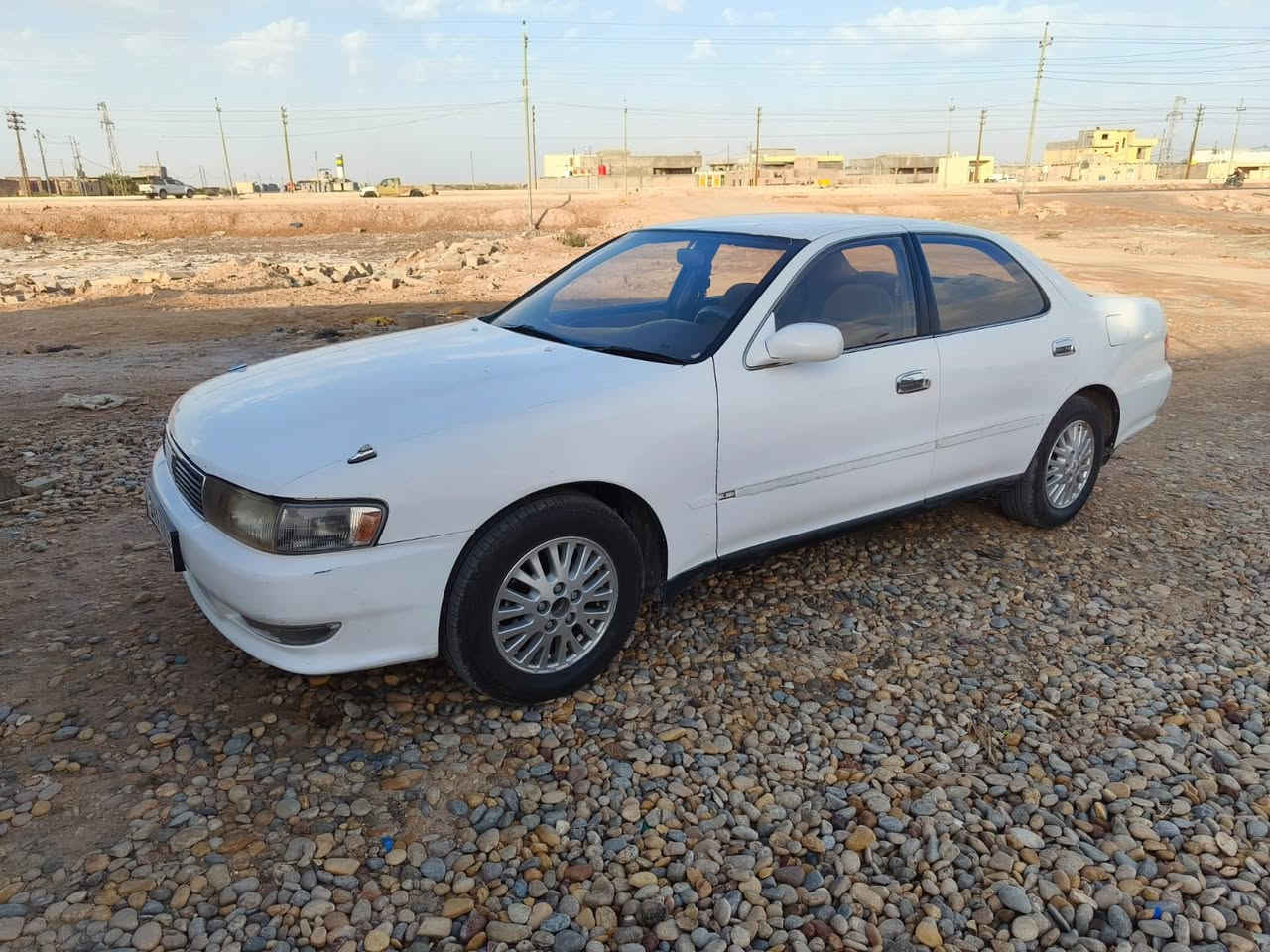 السلام عليكم كرستا موديل 1994محرك وانجي كفاله من الصبغ سيارة جديده رقم بصرة دولي بئسمي السعر 80 وبيها مجال مكان البصرة ***********
