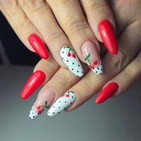 ✨ هل تبحثين عن أظافر جميلة وأنيقة بتصميم احترافي؟ ✨  أنا فنية أظافر مح...