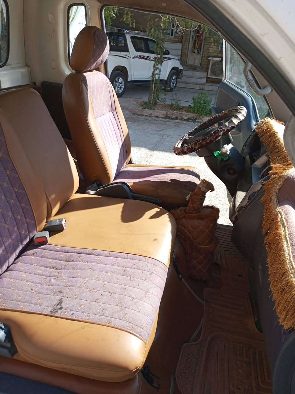 يا الله 
سلام عليكم اخوان كيا بنكو للييع موديل 2016 مكفولة كفالة عامة سنوية جديدة تحويل ثاني يوم على مرور الكاظمية رقم بغداد 
العنوان بغداد الشعلة السعر 120
‏‪***********‬‏
‏‪***********‬‏
