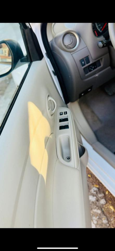 نيسان سني موديل ٢٠٢٥ قطعتين تبريد مصري ماشيه ٣٠ الف حادثها چاملغ خلفي وچاملغ اماني وبيها بابين بارد السعر 115 شراي تفضل لتفاصيل اكثر ومصلحه ***********
