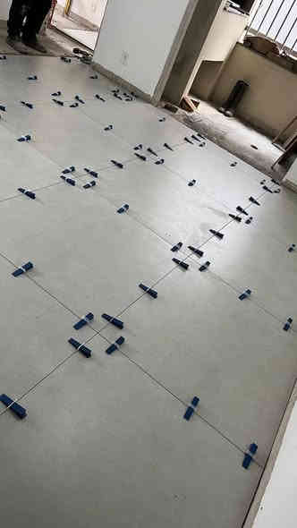 خلفه لعمل البورسلين والسيراميك فقط..؟*********** .... البصره
