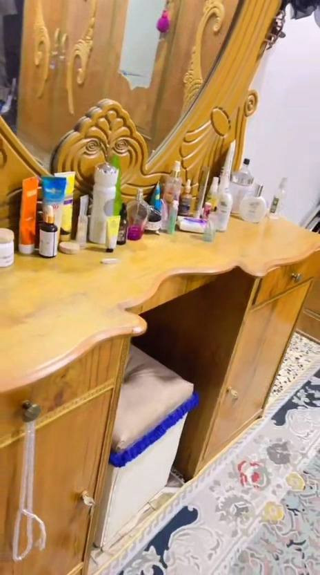 غرفه نضيفه استعمال قليل 5 باب بيع مستعجل 550 شراي خاص
~~~~~~~~
وياكم مندوبه وهذا مصدر رزقي
العنده اثاث للبيع يدزه خاص ابيعه نفس اليوم


**إذا كنت صاحب هذا الإعلان وتريد حذفه لأي سبب، رجاءا أرسل رسالة إلى الدعم الفني**
