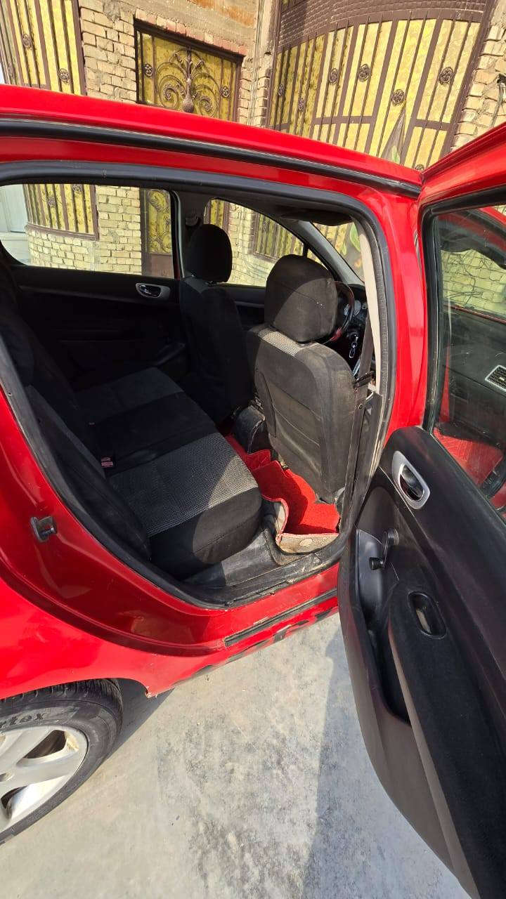 بيجو فرنسي 307 مكفوله2006 كفاله عامه كير مكينه كله بشرط مكاني بغداد ***********
