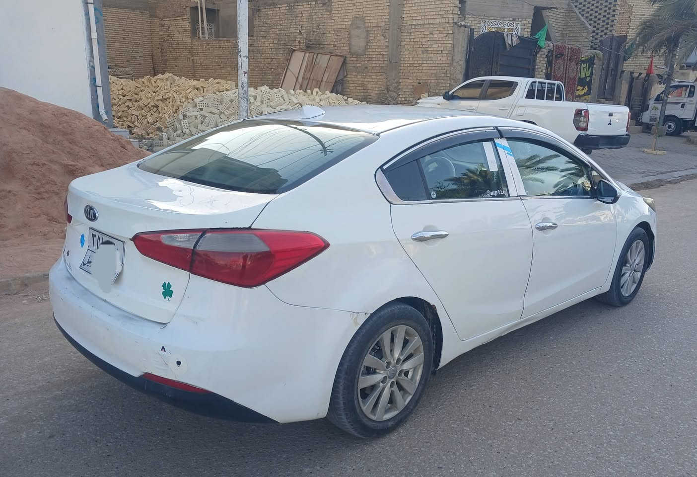 سيراتو ١٣ خليجي شكل ال ١٤ مصبوغة عام  أثر ضربة  فول موصفات فتحة بصمة تحكم ستيرن مري شفط شاشة ايباد  حدادية 50 بالمية ( مكينة وكير وتبريد واصوليات  مكفولات  ) تبريد قطعتين ثلج  حدادية 50 بالمية ابيعلك هالموجود رقم اربيل ساقطة السنوية مصفرة من الغرامات  السعر ٩٠ وبيها مجال  للاستفسار  الاتصال  ( *********** )
