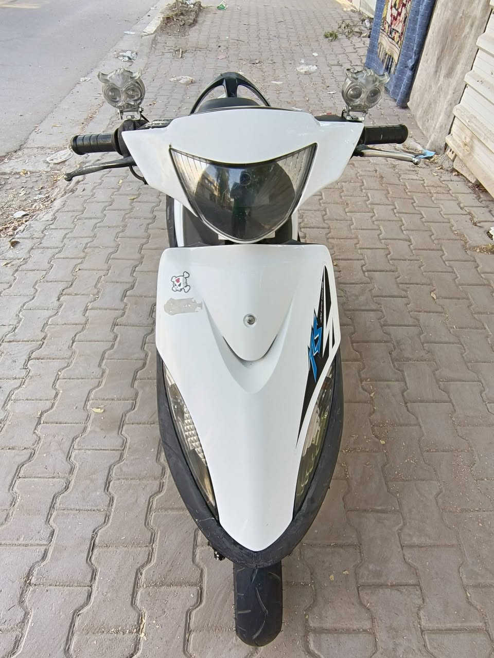 السلام عليكم شباب
للبيع دراجه ماكس عدله  مكينة مكفولة 
الدراجه كلش نضيفة منزلها رمبة على ايدي 
 الدهن ادير الها فقط  امزويل من الوكيل Masat Al Jud  ماسة الجود  
مكاني بغداد الحسينية الراشدية 
السعر 650 بيها مجال بسيط 
***********
