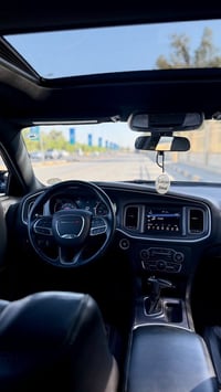 DODGE CHARGER 2022 SXT PLUS  تدفئة وتبريد كشنات تدفئة مقاعد خلفية تدفئ...