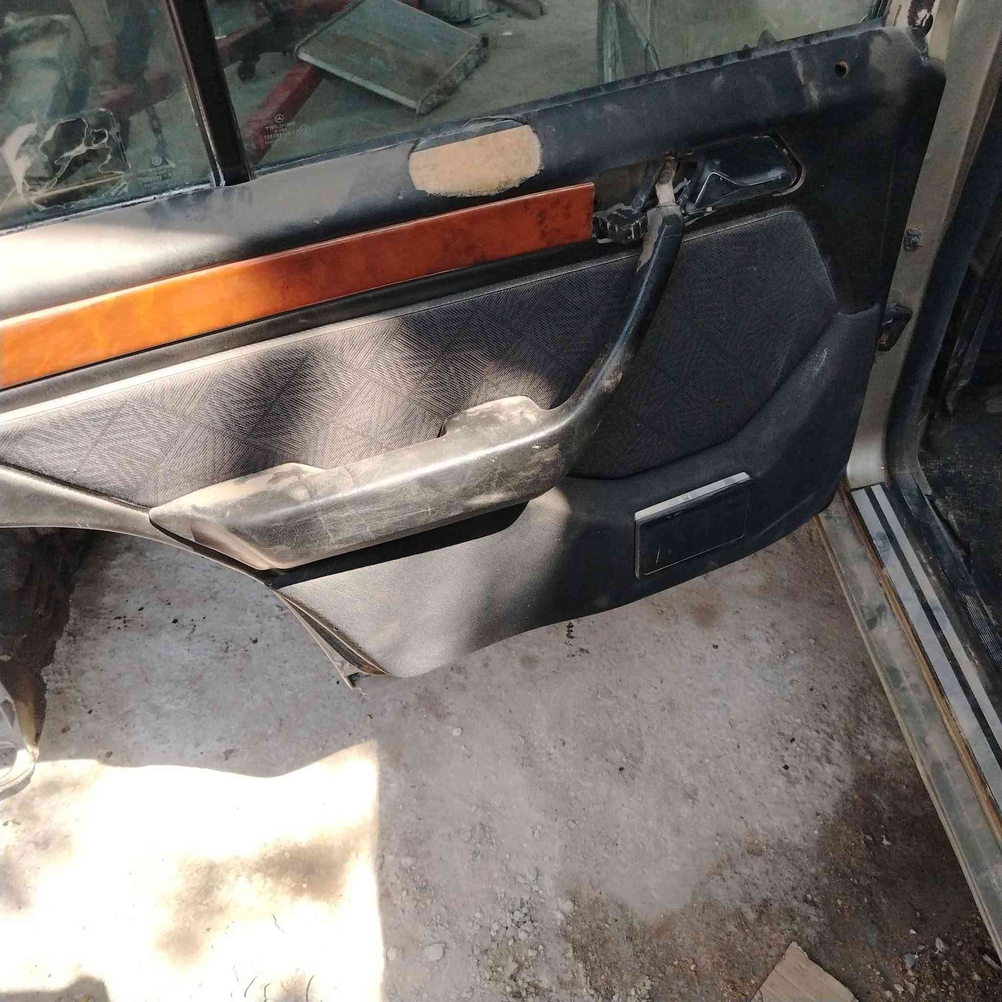 تفصيخ مارسدس دب مكان كربلاء طويريج ***********

