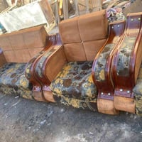 كنب نص تخم • ٦نفرات • خشب اسود