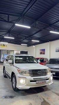 تيوتا لاندكروز 2014 ساز أصل ( رقم بغداد مداور ثاني يوم ) كفاله عامه ( ...