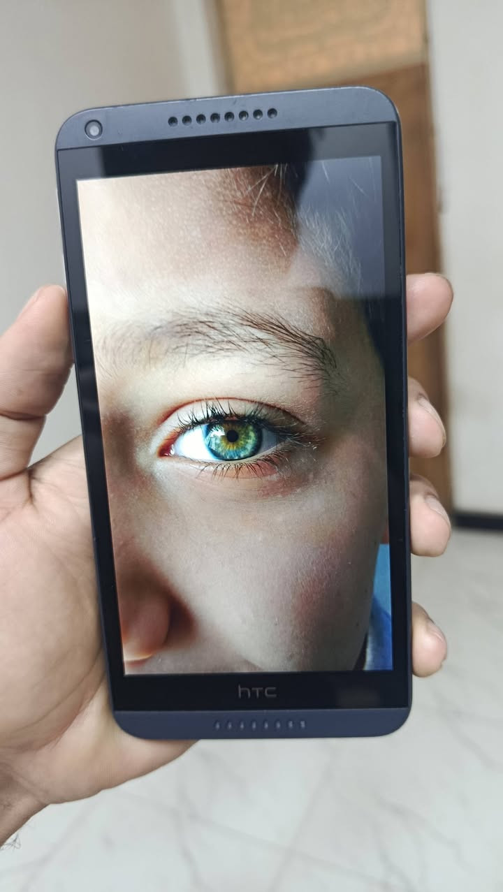 جهاز HTC بس شوفلي كامرته الله شاهد بدون تعديل ولا فلتر السعر 30 الف نضافه 95%
الجهاز اندرويد ٦ قديم شاحن كلكسي بس بي كامرا ما صايره  جهاز امريكي اصلي


**إذا كنت صاحب هذا الإعلان وتريد حذفه لأي سبب، رجاءا أرسل رسالة إلى الدعم الفني**