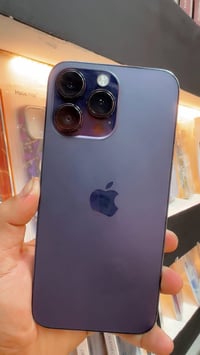 يالله🧡 ايفون 14برو ماكس  ذاكره 256  بطاريه 83بلاديه الجهاز عربي شرق او...