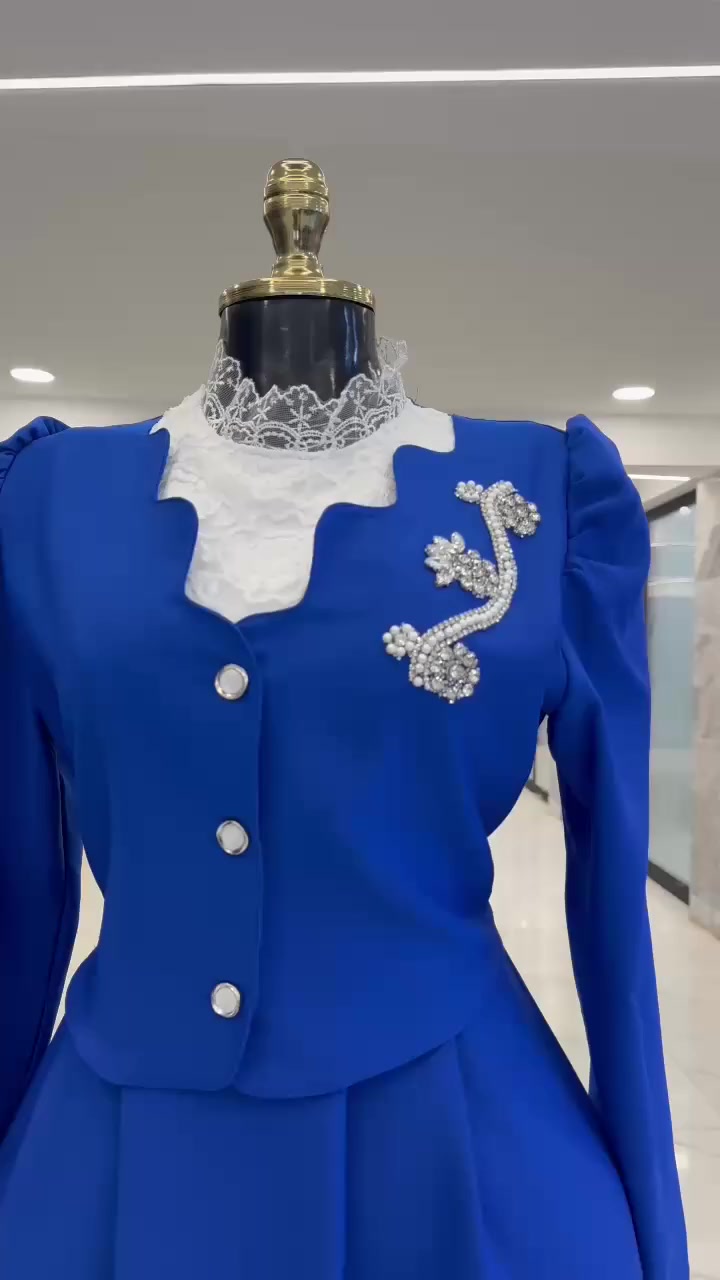 ✨ موديل جديد ✨
فستان راقي يلفت النظر 😍
خامة دابل تركي مع شغل دانتيل يجنن يعطي فخامة وأناقة 🫶🏻
📏 القياس:
38 / 40 / 42 / 44 / 46 / 48
🌸 موديل مرتب وناعم يناسب كل الأذواق
🌸 ستايل أنيق يبرز جمال الإطلالة
📩 للحجز والاستفسار راسلونا دايركت قبل نفاد الكمية
#فساتين #فساتين_عراقية #ملابس_نسائية #موضة #انستغرام_شوب #تسوق #بغداد #عرض_اليوم


**إذا كنت صاحب هذا الإعلان وتريد حذفه لأي سبب، رجاءا أرسل رسالة إلى الدعم الفني**