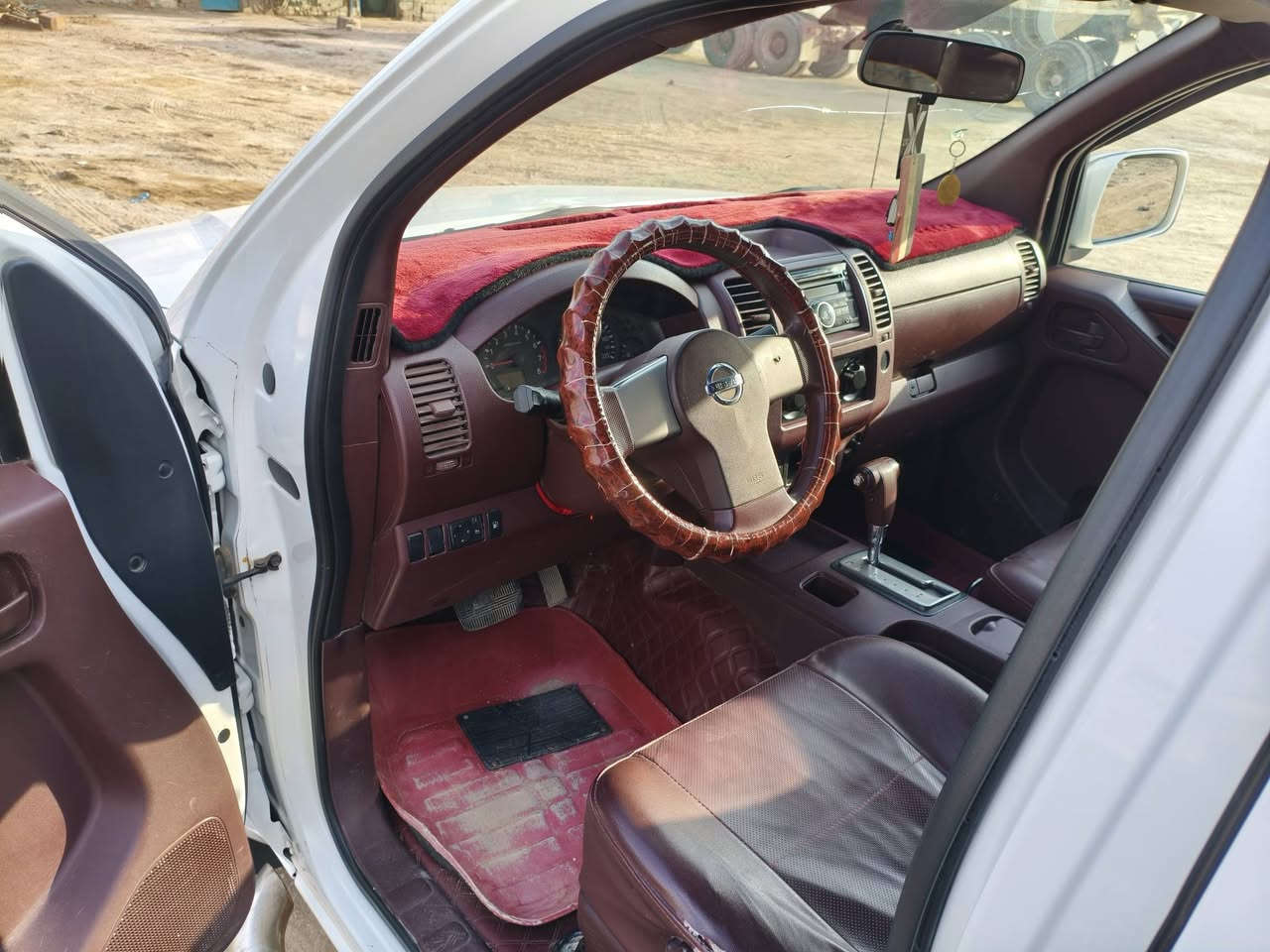 نيسان نيفارة  مديل 2012 مكفولة كفالة عامه العنوان المثنى قضاء الخضر اتصال على الرقم ***********  السعر 130 قفل
