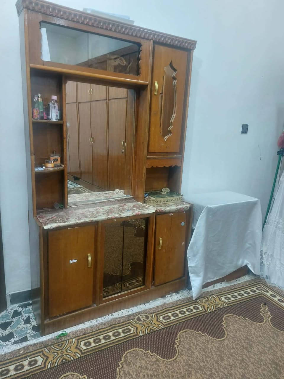 السلام عليكم 🤍
عندي غرفة نوم صاج أصلي ✨
نظيفة جداً واستعمال خفيف، بس تحتاج ترتيب بسيط
شكلها راقي ومناسبة لأي بيت
💰 السعر: 450 (قابل للنقاش للجادين) 
للا سستفسار اكثر مراسلة صفحه


**إذا كنت صاحب هذا الإعلان وتريد حذفه لأي سبب، رجاءا أرسل رسالة إلى الدعم الفني**