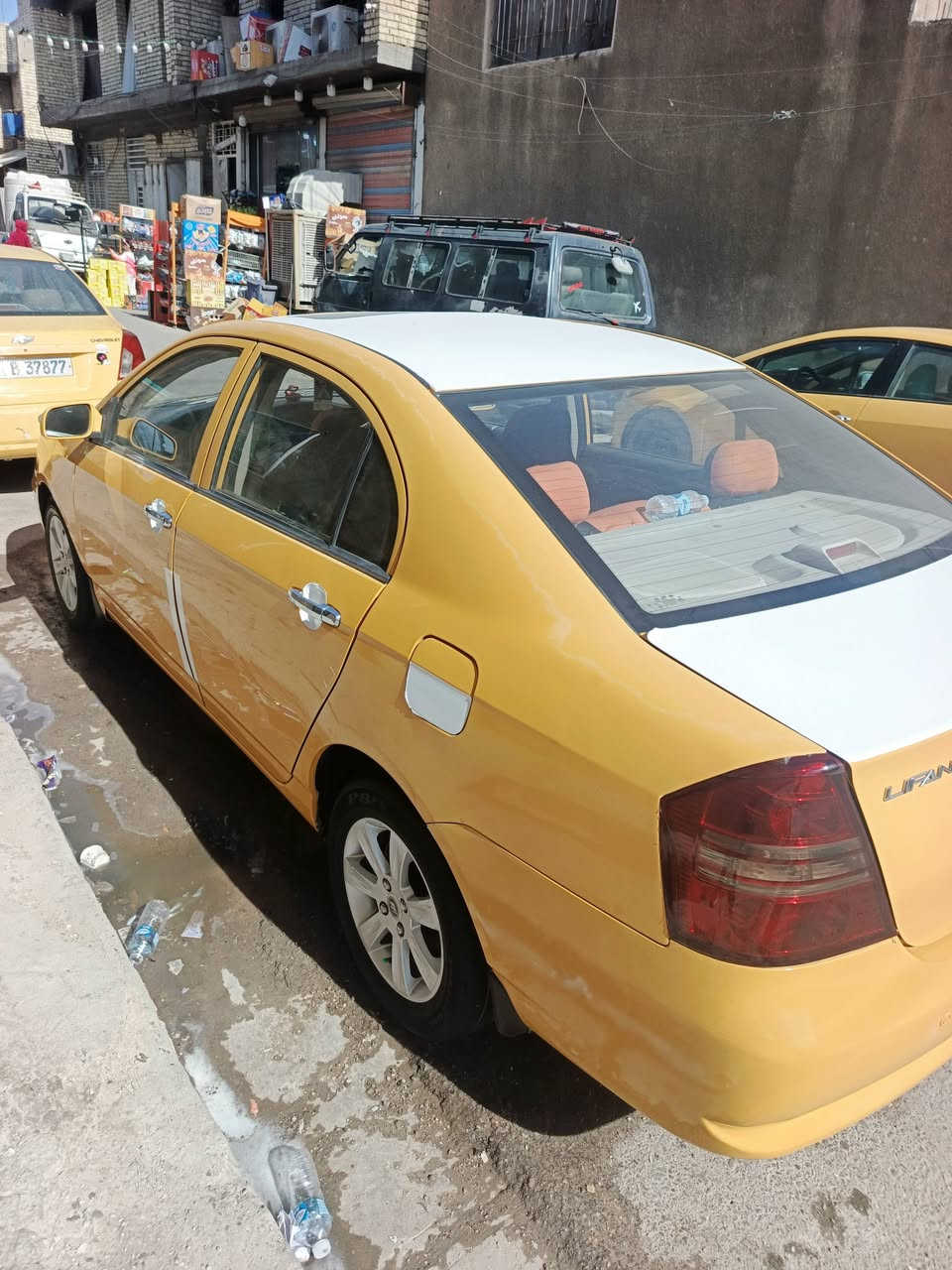 السلام عليكم سياره البيع اليفان موديل ١٣ مكفوله من الضربه والصبغ فول مواصفات السعر ٥٥ وبيه مجال قليل المكان بغداد مدينه الصدر ***********
