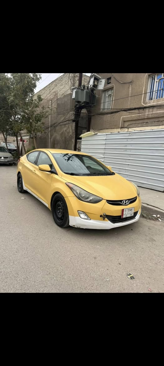 النترا 2013
وارد كندي ضربتها فقط جاملغ خلفي سطحي بدون دواخل ماشيه ١٦٥ اللف كيلو مكينه برغي ممفتوح بي كفاله هيه والكير تبريد ثلج باسمي تحويل ثاني يوم مكاني بغداد بلديات السعر 106 

***********
