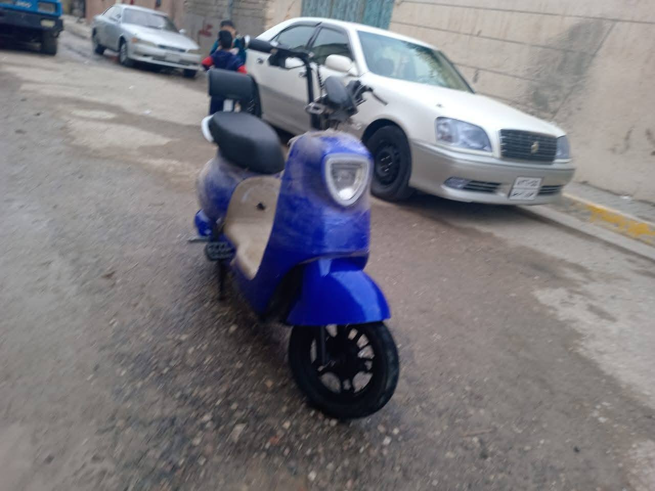 دراجه شحن الاسم بوليس  خمس  بطاريات دبل لايت زنون تتحمل وزن فوق 100 كليو تأيرات جوبلس سرعه 50 حقيقي عطالات بسيطه
السعر 160  وبيها مجال
الرقم واتساب ***********
العنوان البصره قضاء المدينه السوق
