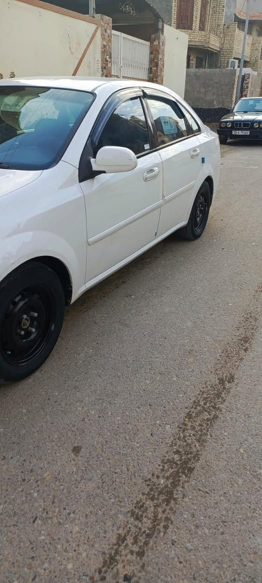 اسلام عليكم
سياره جاهزه من كل النواحي محرك جديد لاتبخير ولاتنقيص كير جديد حداديه كله جديده تبريد شغال تخم تاير جديد بيه صبغ فقط هلالات الخلفيه والجاملغ الامامي عكس السايق ارقام بغداد سياره بأاسمي تحويل ثاني يوم السعر 78وبيه مجال بسيط حك الجيه
المكان فلوجه ***********
