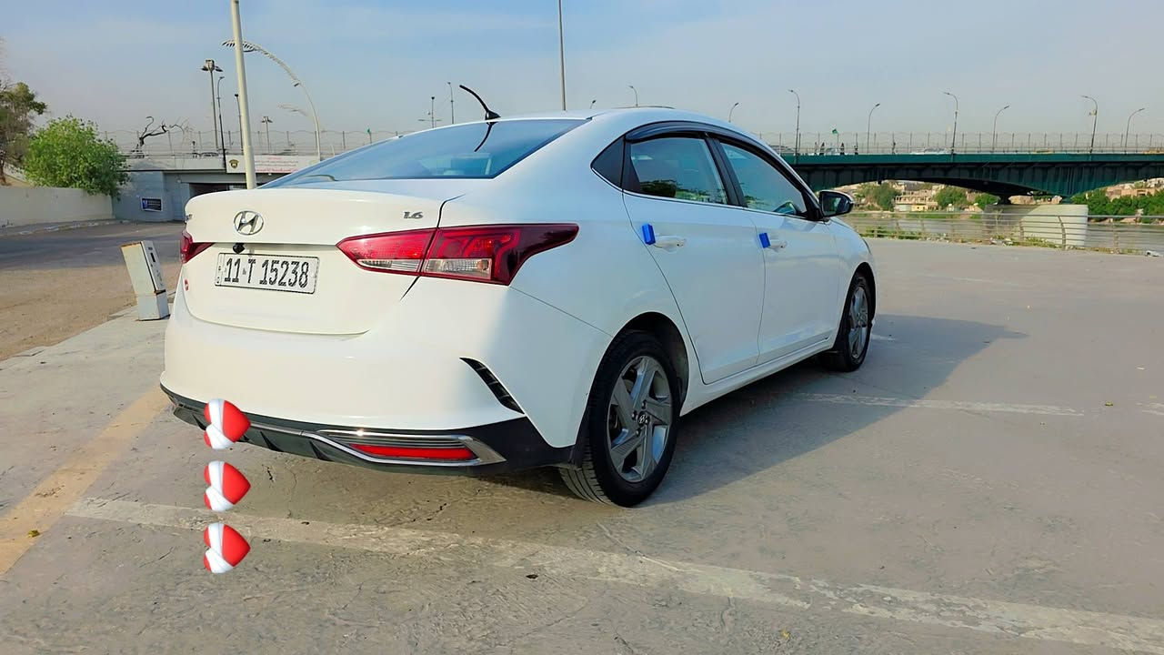 هونداي اكسنت خليجي ٢٠٢٢ بدون صبغ 
مواصفات فتحه
تبريد قطعتي

تحكم استيرن
ويل كب
مسجل شاشه
لون ابيض مميز 
ضررها شخط بالجاملغ الخلفي بسيط جدا ورصعات ٢ بالباب  
*********** 
مكاني بغداد
