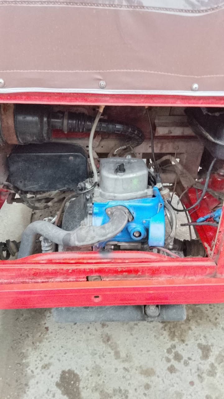 السلام عليكم تكتك 2017 للبيع تكتك صاعده هزه بس ما مستلم لا لوحات ولا سنويه باقيه على صحت الصدور واستلم الواح وسنويه دوشمه جديده تخم تاير جبلي جديد السعر 4ملاين***********
