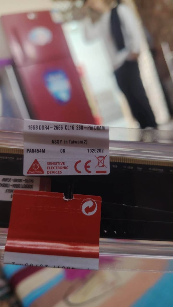 ddr4
ذاكرة 16
بعده لوك شرط الشغل
أنطوني بي سعر وبالعافية
يوجد توصيل كل العراق


**إذا كنت صاحب هذا الإعلان وتريد حذفه لأي سبب، رجاءا أرسل رسالة إلى الدعم الفني**